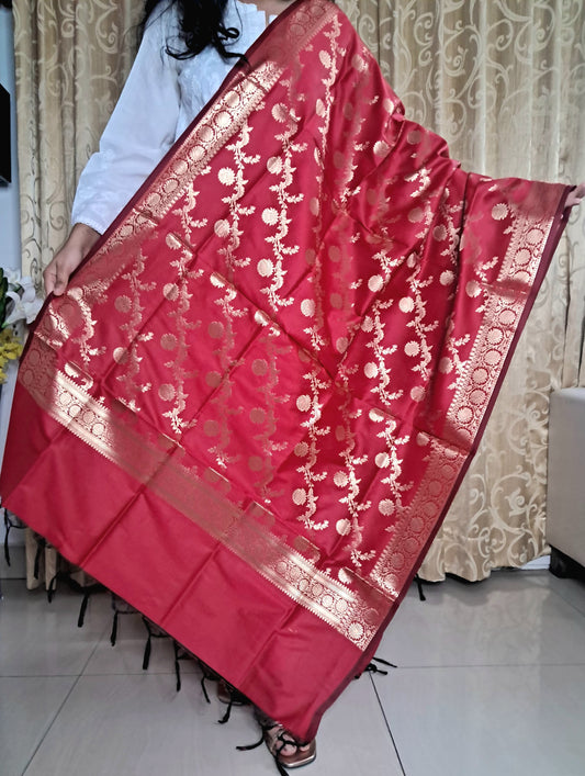 Red Banarasi Dupatta With Golden Jari Work